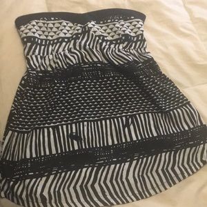 Roxy strapless top white and black print